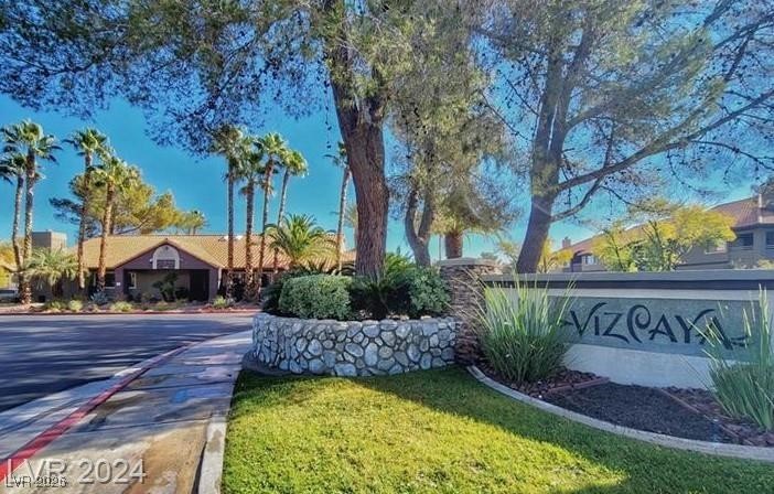 5062 S Rainbow Boulevard 104