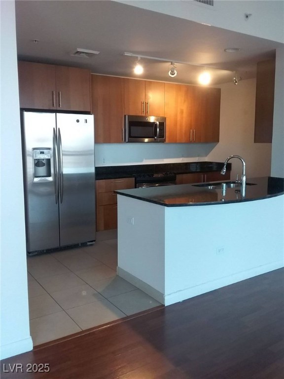 200 W Sahara Avenue 3412