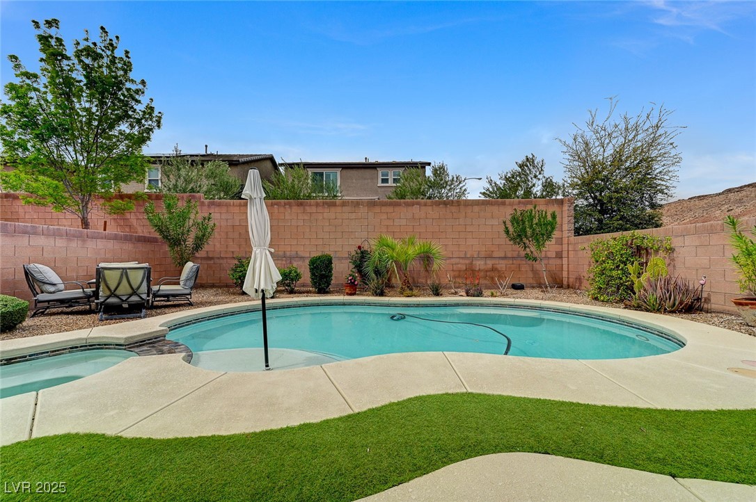 8609 Earl Creek Street, Las Vegas, Nevada image 3