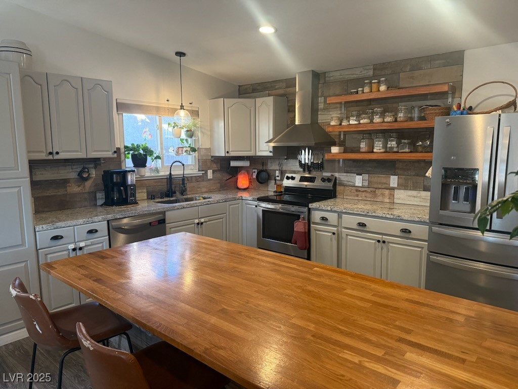 Las Vegas, Nevada 89103, United States, 3 Bedrooms Bedrooms, ,2 BathroomsBathrooms,Residential,Active,234884