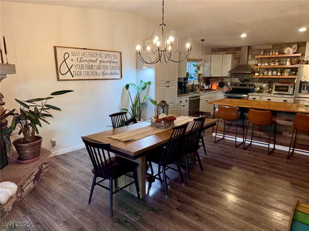 Las Vegas, Nevada 89103, United States, 3 Bedrooms Bedrooms, ,2 BathroomsBathrooms,Residential,Active,234884