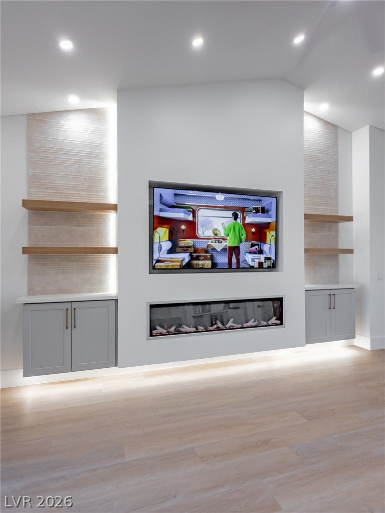 9208 Cactus Wood Drive