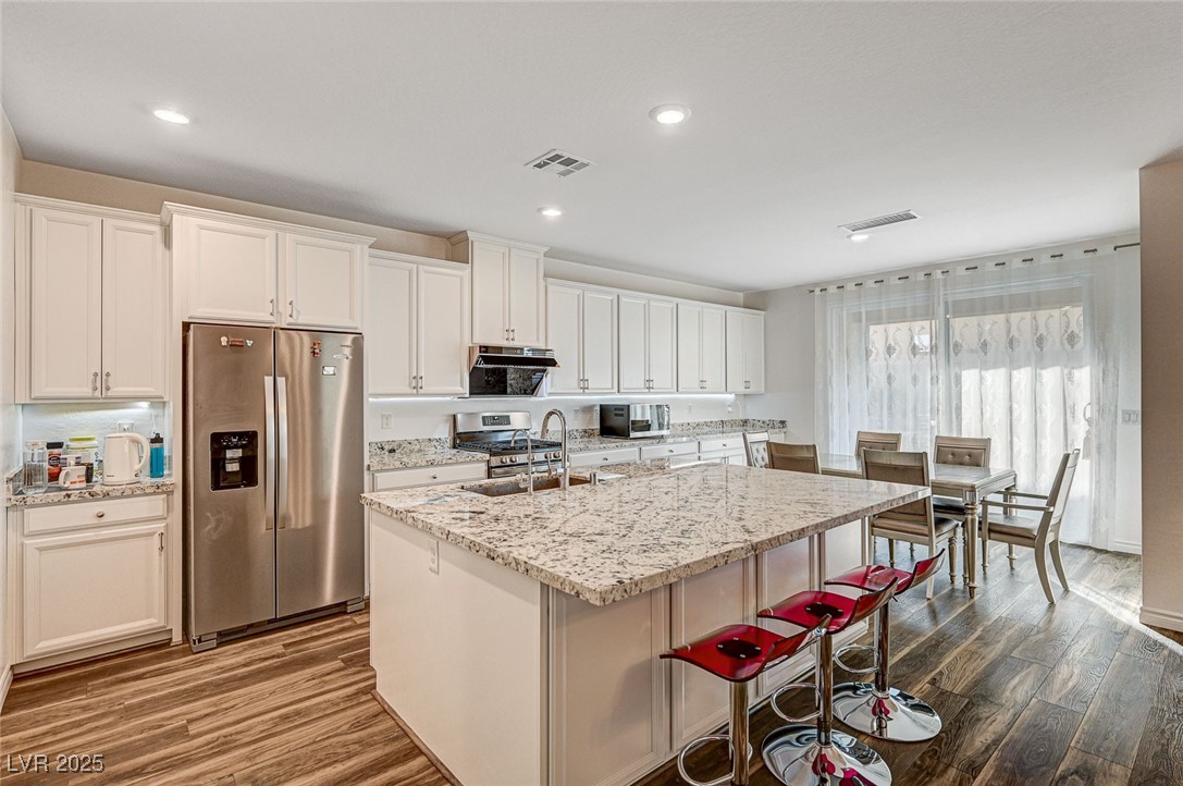 5969 Viscaya Grove Street, Las Vegas, Nevada image 6