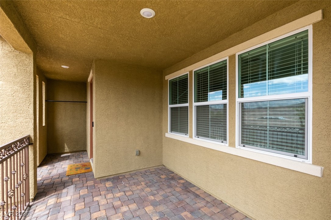 3270 Palindrome Avenue