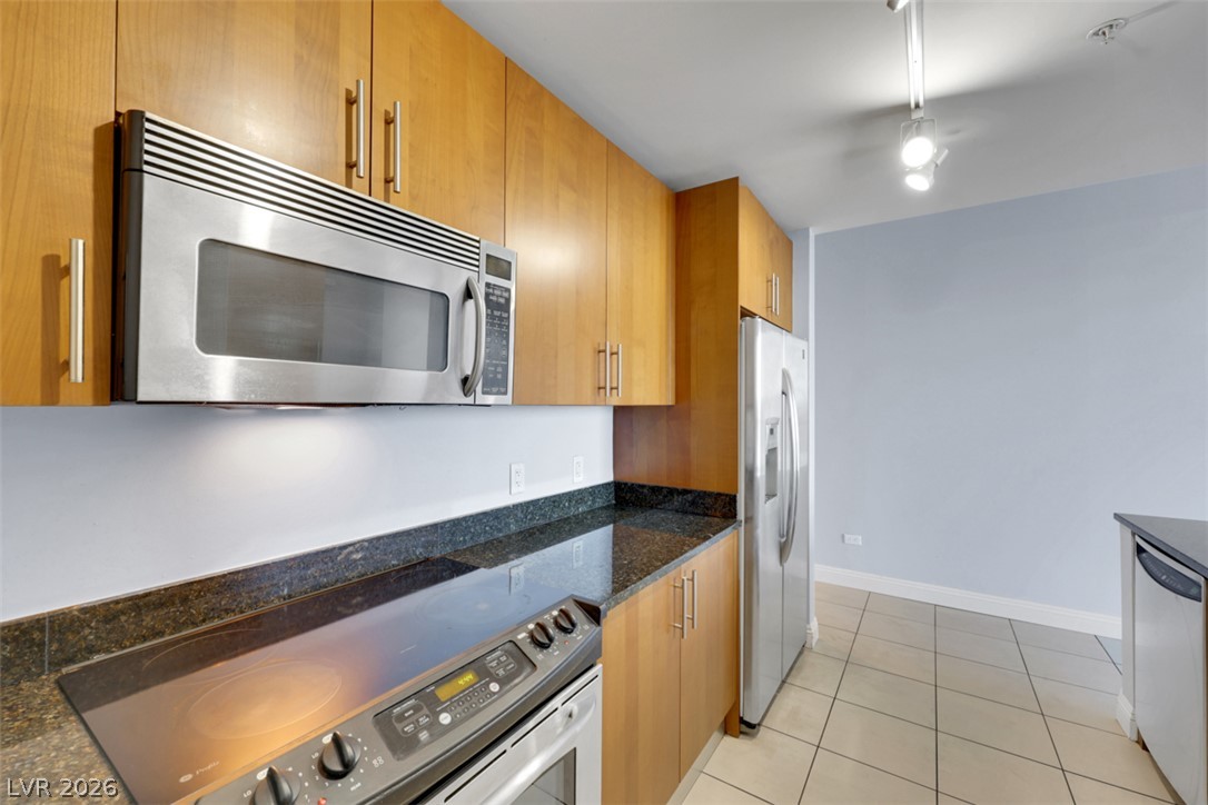 200 W Sahara Avenue 2909