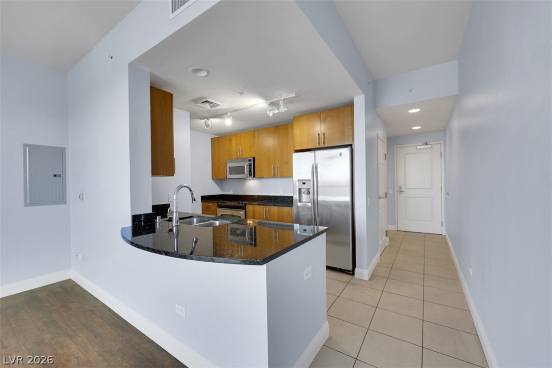 200 W Sahara Avenue 2909