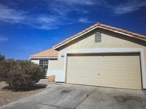 Photo of 3012 Silver Canyon Lane, North Las Vegas, NV 89031 (MLS # 2760352)