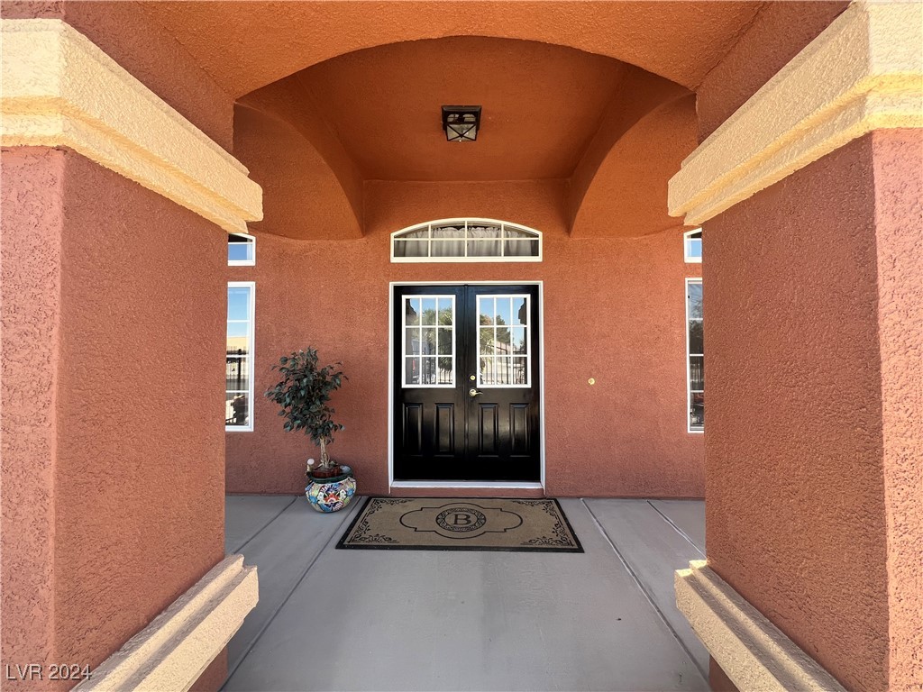 3301 S Rainbow Avenue, Pahrump, Nevada image 3