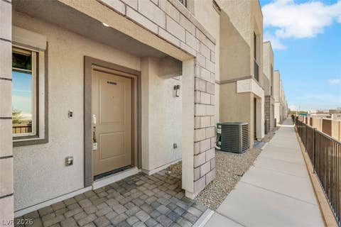 Townhouse For Rent - 5684 Beguiling Falls Street<br/> Clark County, Las Vegas, NV 89148
