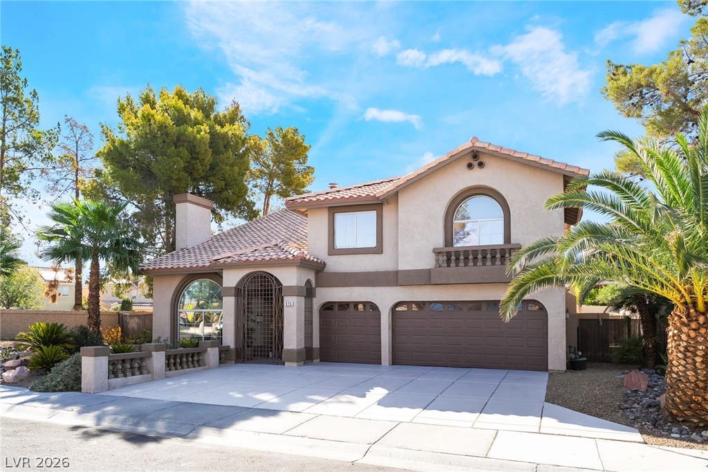 Photo of 826 Rising Star Drive, Henderson, NV 89014 (MLS # 2811222)