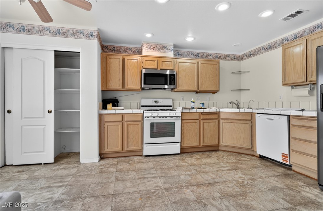 2176 Camel Mesa Drive