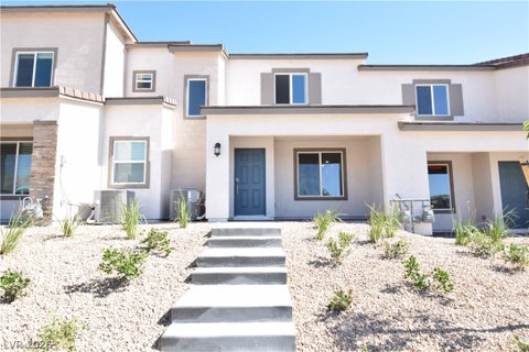 Townhouse For Rent - 10775 Benhill Grove Court<br/> Clark County, Las Vegas, NV 89166