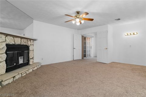 Single Family Residence in Laughlin NV 3672 Brian Court 50.jpg