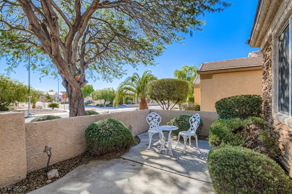 2458 Evening Twilight Avenue