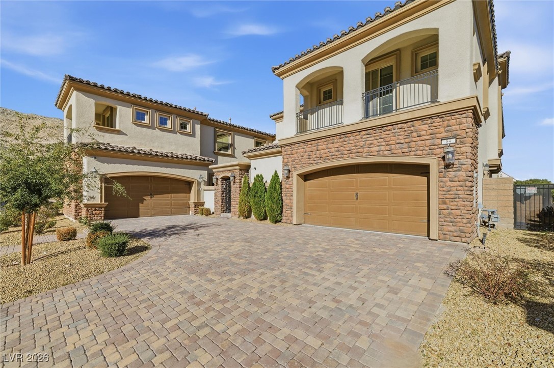 84 Olympia Chase Drive