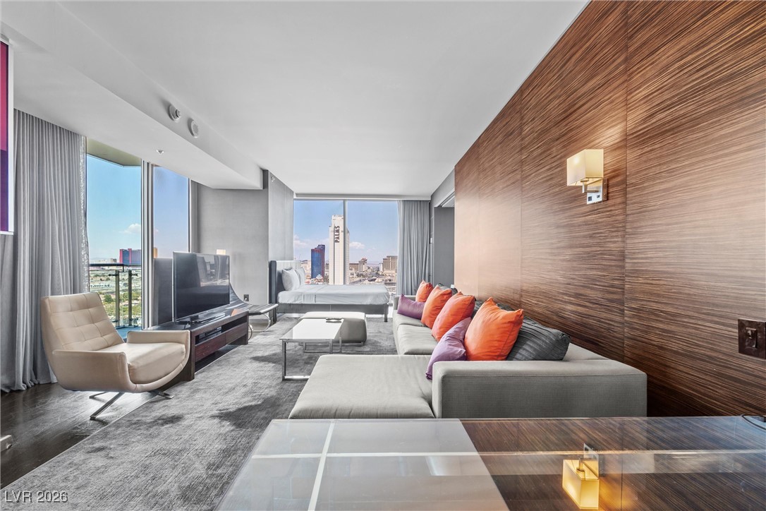 4381 FLAMINGO Road 21302