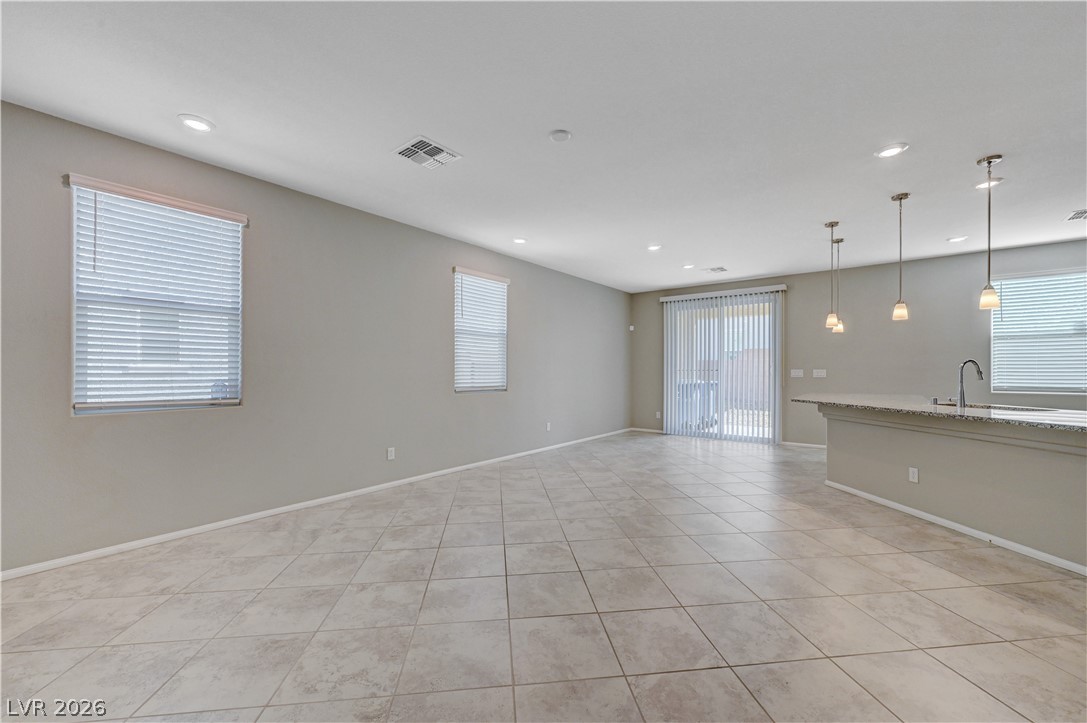 9658 Eamont River Street