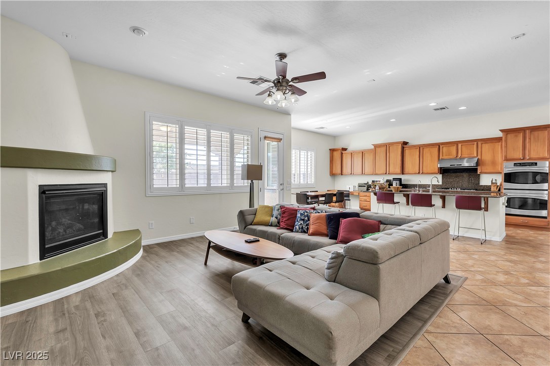 2673 Paris Amour Street, Henderson, Nevada image 21