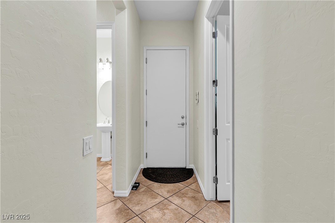 2673 Paris Amour Street, Henderson, Nevada image 35