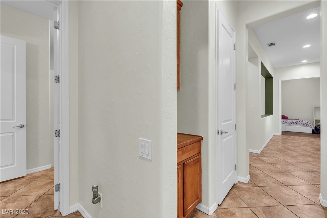 2673 Paris Amour Street, Henderson, Nevada image 38