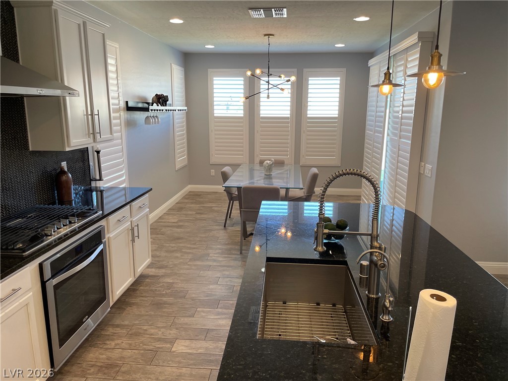 9544 Wild Valley Avenue