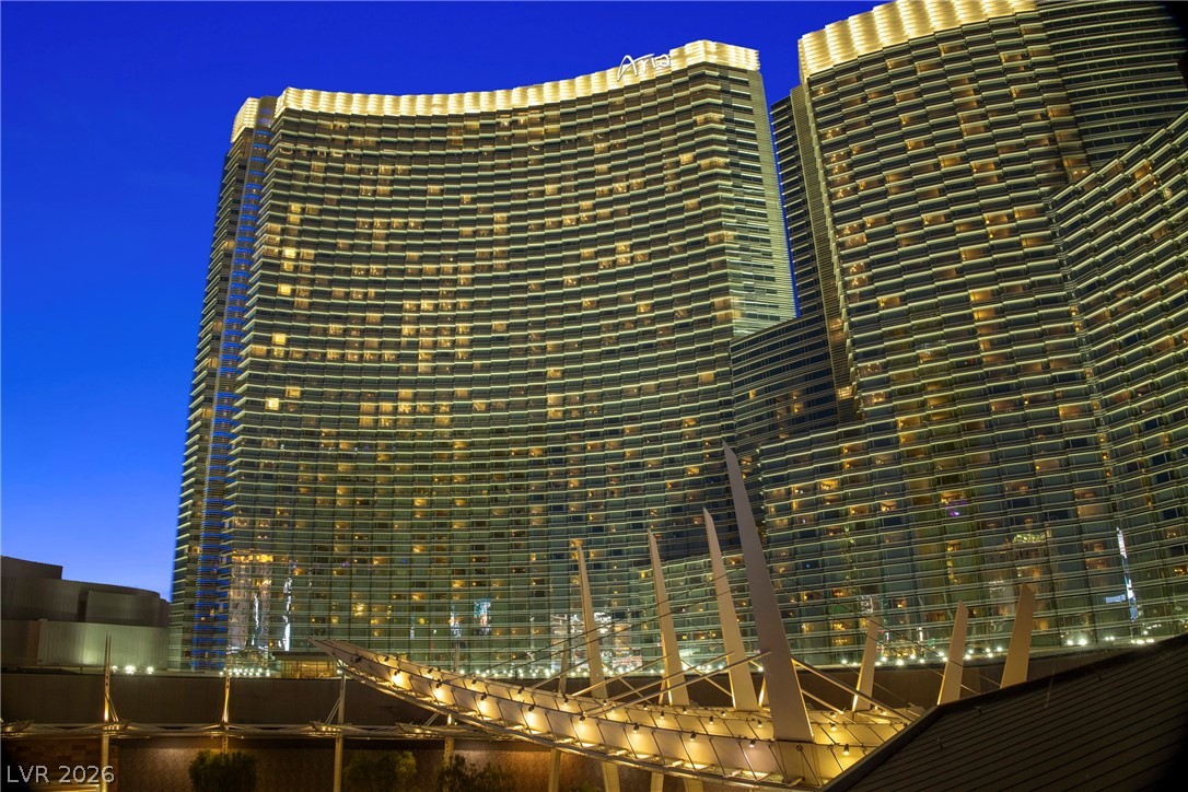 3726 Las Vegas Boulevard 302