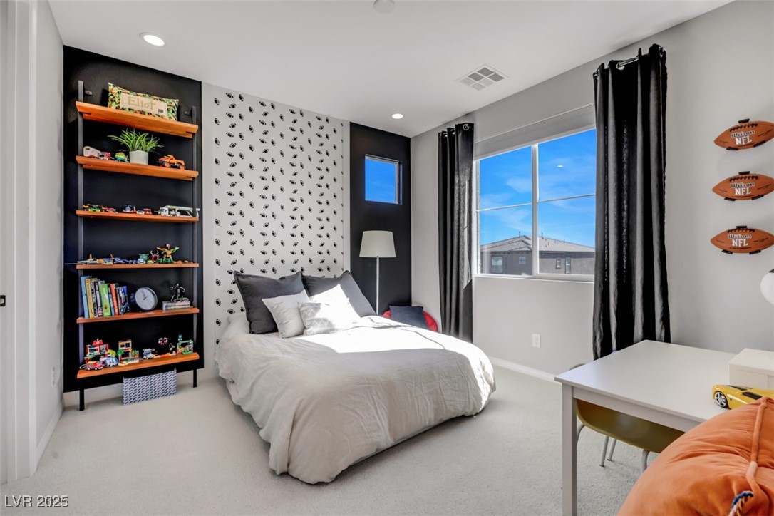 Las Vegas, Nevada 89166, United States, 4 Bedrooms Bedrooms, ,3 BathroomsBathrooms,Residential,Pending,105945