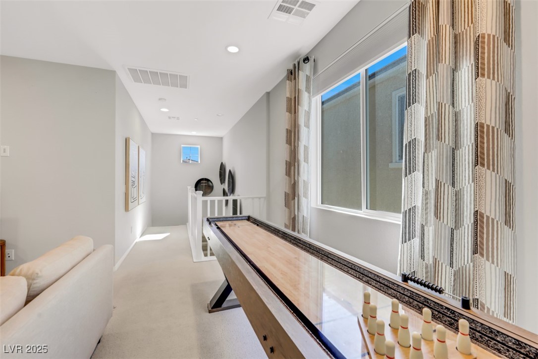 Las Vegas, Nevada 89166, United States, 4 Bedrooms Bedrooms, ,3 BathroomsBathrooms,Residential,Pending,105945