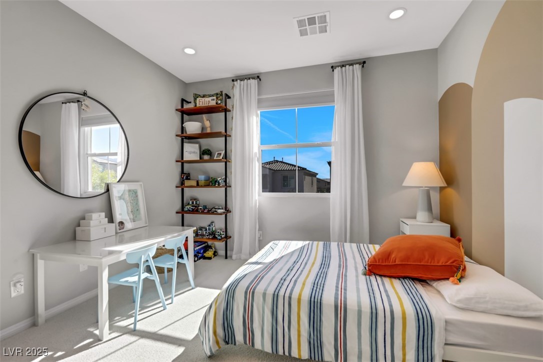 Las Vegas, Nevada 89166, United States, 4 Bedrooms Bedrooms, ,3 BathroomsBathrooms,Residential,Pending,105945