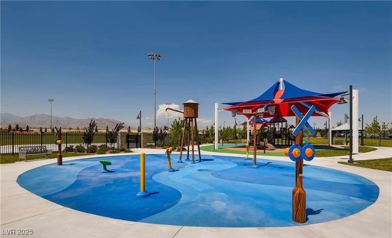 Las Vegas, Nevada 89166, United States, 4 Bedrooms Bedrooms, ,3 BathroomsBathrooms,Residential,Pending,105945