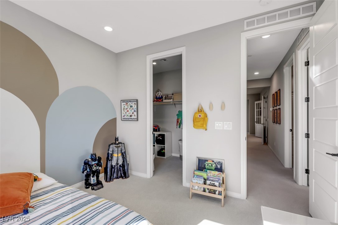 Las Vegas, Nevada 89166, United States, 4 Bedrooms Bedrooms, ,3 BathroomsBathrooms,Residential,Pending,105945