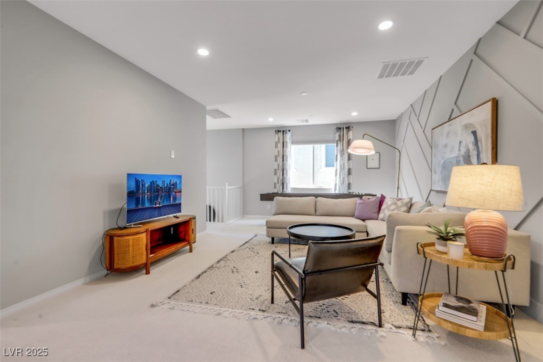 Las Vegas, Nevada 89166, United States, 4 Bedrooms Bedrooms, ,3 BathroomsBathrooms,Residential,Pending,105945