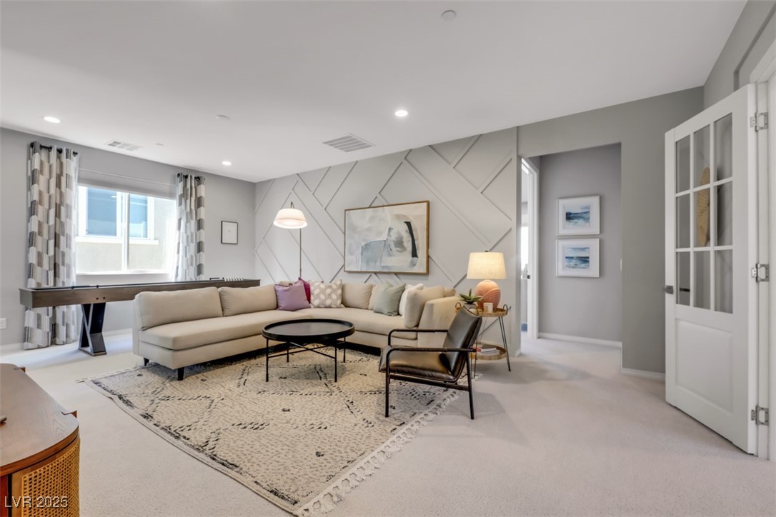 Las Vegas, Nevada 89166, United States, 4 Bedrooms Bedrooms, ,3 BathroomsBathrooms,Residential,Pending,105945