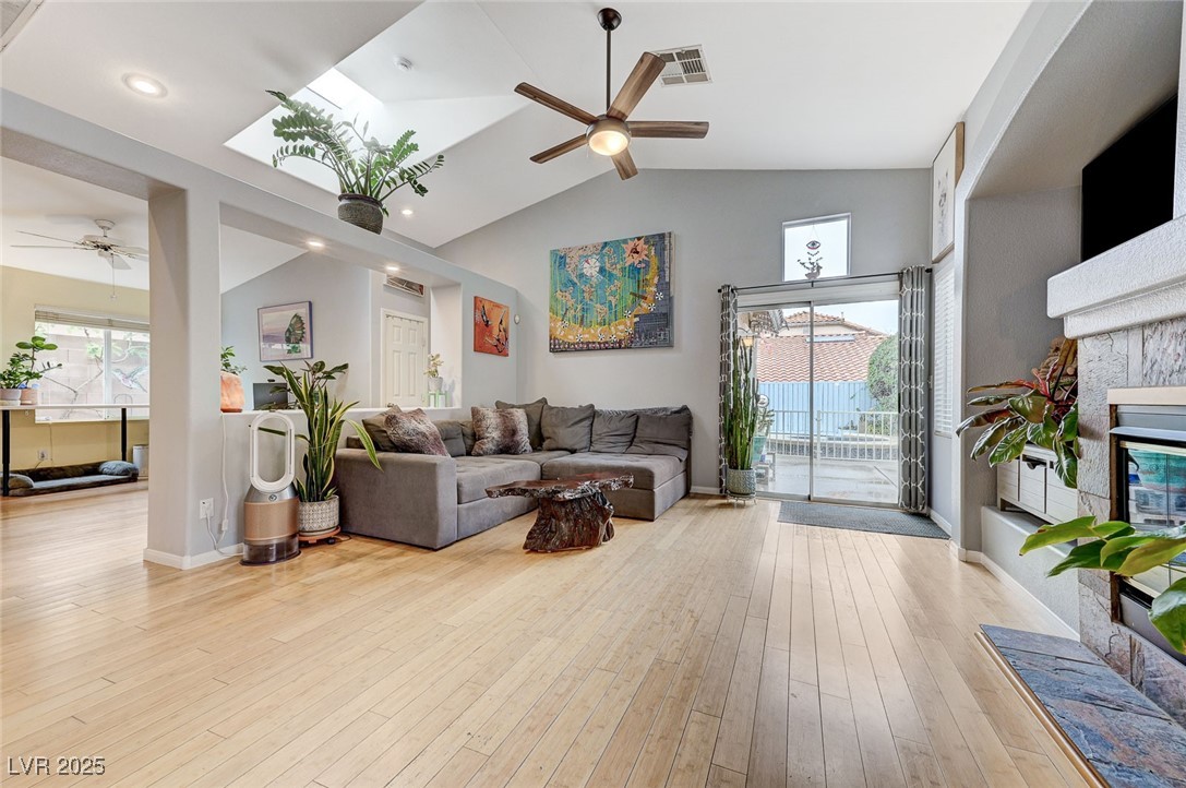 224 Silver Castle Street, Las Vegas, Nevada image 6