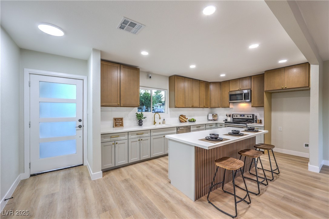 1821 Franklin Avenue