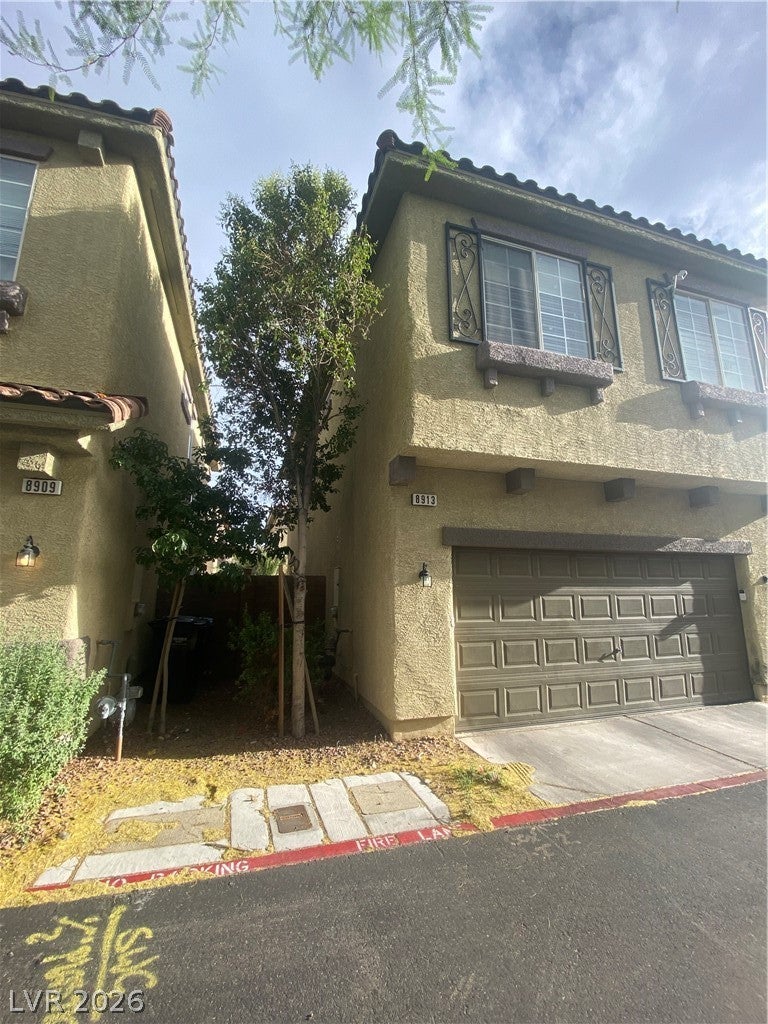 8913 Cambridge Glen Court