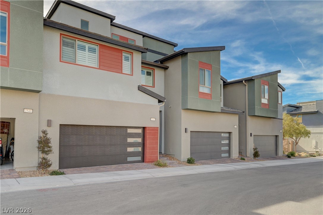 2547 Campaldo Street