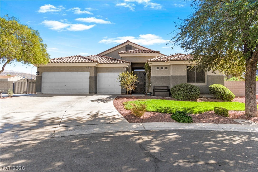 6718 Hawthorne Creek Court