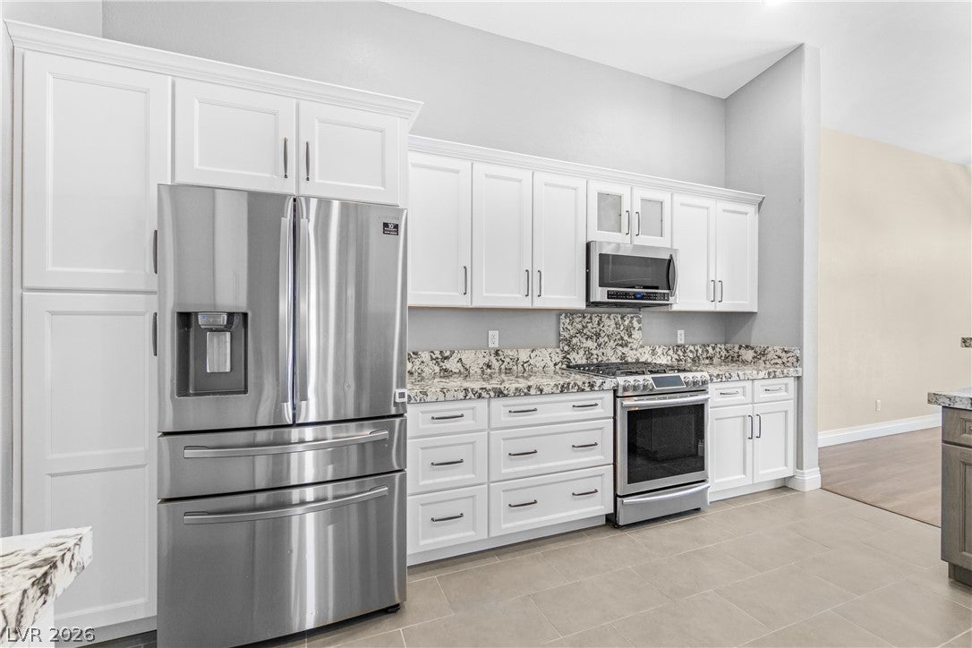 6718 Hawthorne Creek Court