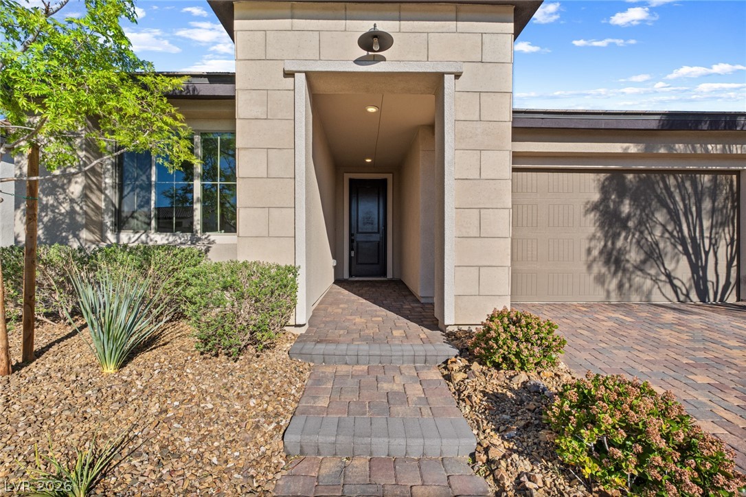 9 Desert Juniper Lane