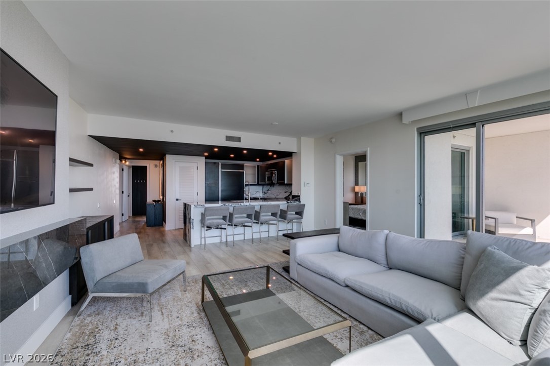 322 Karen Avenue 3902