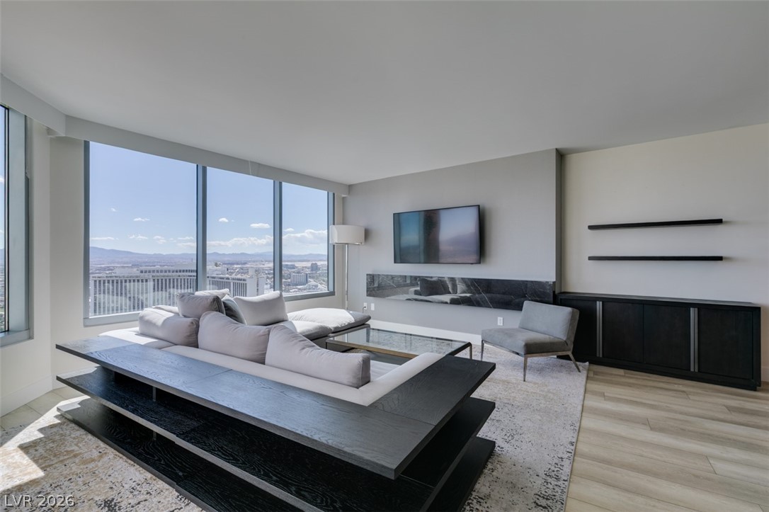 322 Karen Avenue 3902