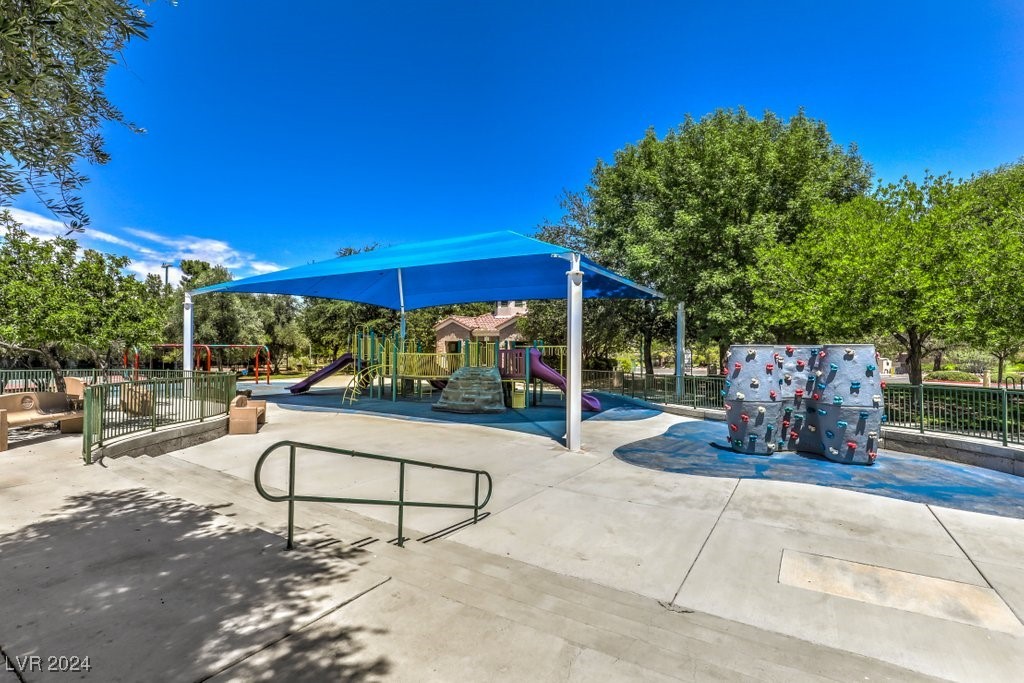 304 Lingering Lane, Henderson, Nevada image 37