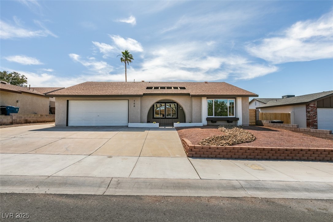 706 Greenway Road