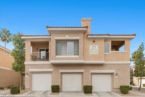Photo of 251 S Green Valley Parkway #2722, Henderson, NV 89012 (MLS # 2755312)