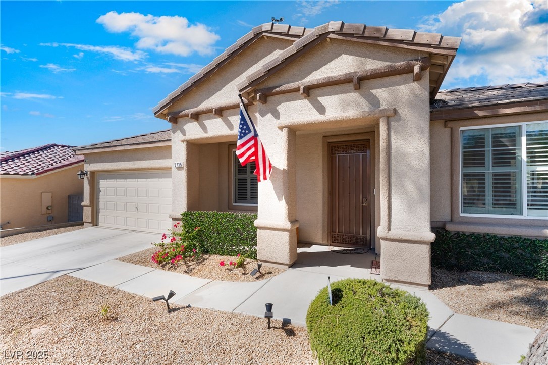 5735 Sanibel Bay Court