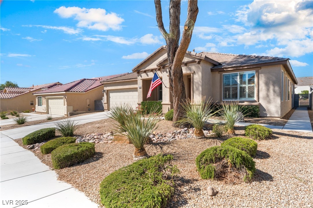 5735 Sanibel Bay Court