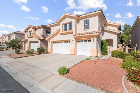 Homes For Sale - 8908 Waltzing Waters Court<br/> Las Vegas, NV 89147