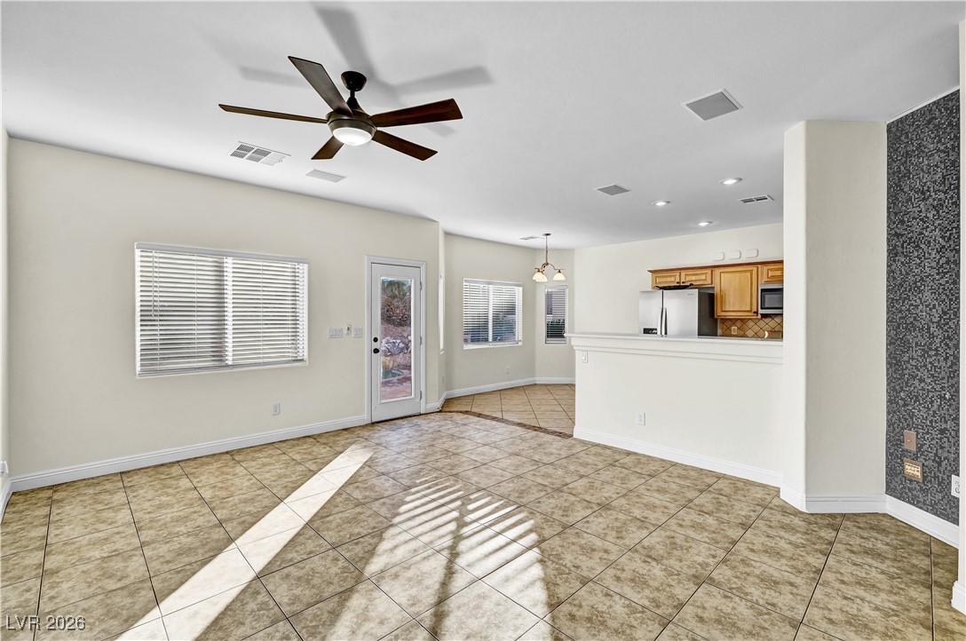 1341 Robbers Roost Avenue