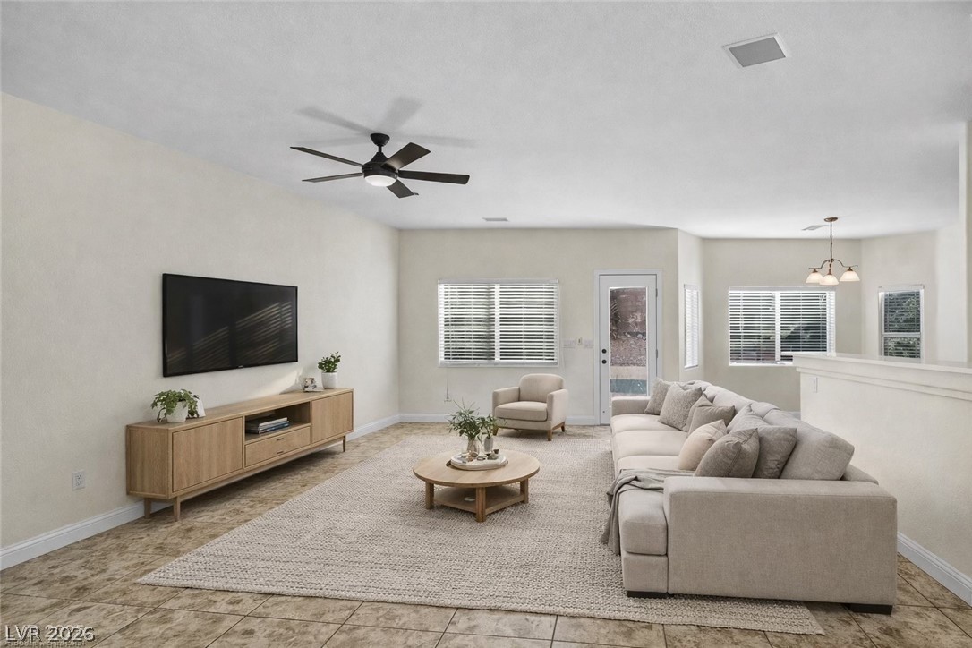 1341 Robbers Roost Avenue